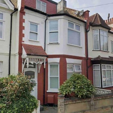 Private Guest Rooms In Tooting London Eksteriør billede